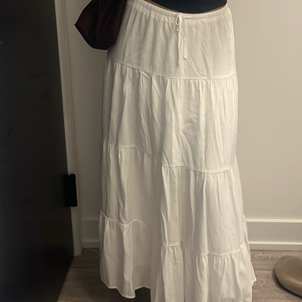 Brandy Melville White Maxi Skirt